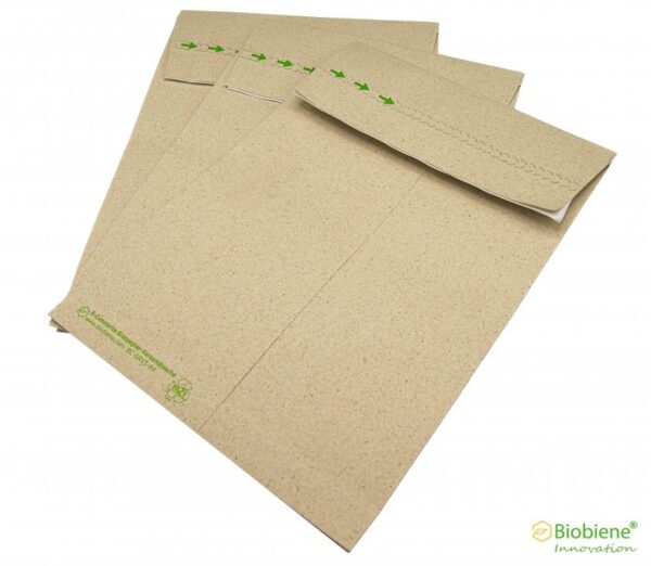 E-Commerce Versandumschläge aus Graspapier für Retouren. Versandmittel ohne Plastik für umweltfeindliche Versandmöglichkeiten.